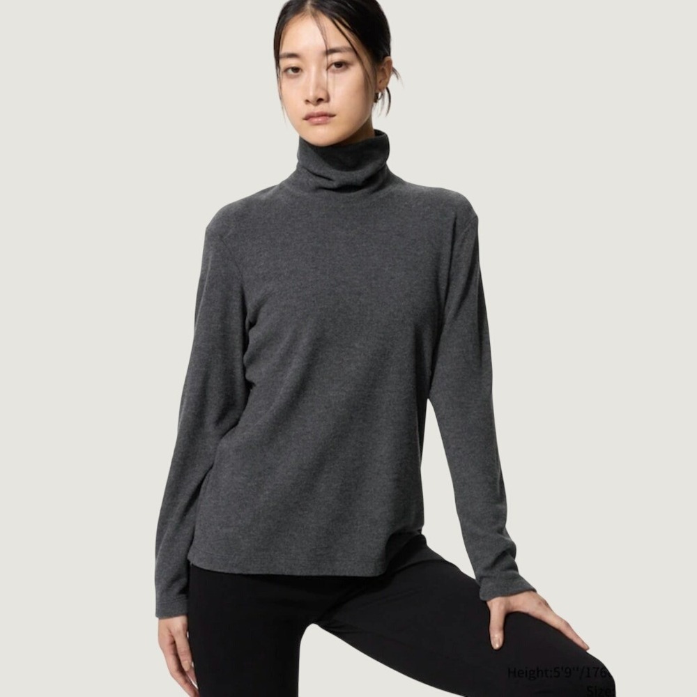 Uniqlo Heattech Fleece Turtleneck Shirt Women Small Gray Long Sleeve Minimalist